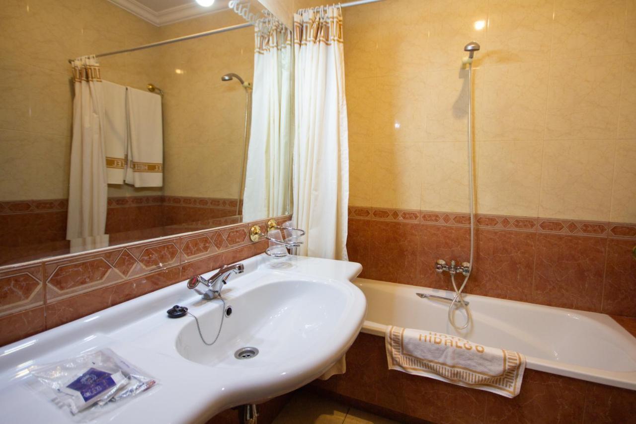 Hotel Hidalgo Martos Eksteriør billede